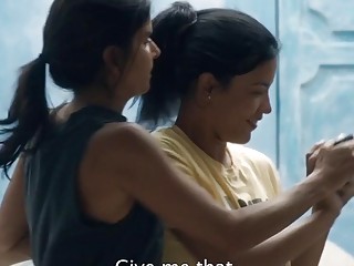 Erotico encuentro lesbico con Patricia Velasquez y Eloisa Maturen